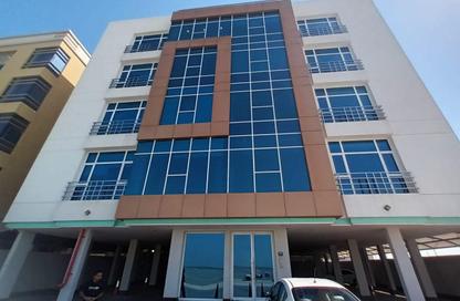 Office Space - 2 Bedrooms - 2 Bathrooms for rent in Seef - Capital Governorate