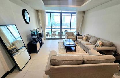 Apartment - 3 Bedrooms - 4 Bathrooms for rent in Reef Island - Capital Governorate