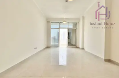 Apartment - 1 Bedroom - 2 Bathrooms for sale in Sanabis - Manama - Capital Governorate