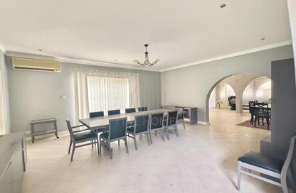 Villa - 5 Bedrooms - 6 Bathrooms for rent in Saar - Northern Governorate