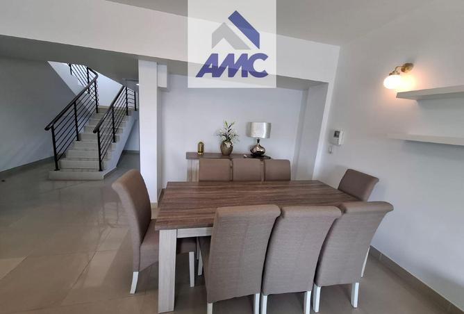 998773 - Property Image 2