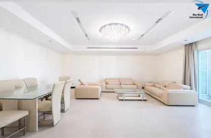 Apartment - 2 Bedrooms - 2 Bathrooms for rent in Al Juffair - Capital Governorate