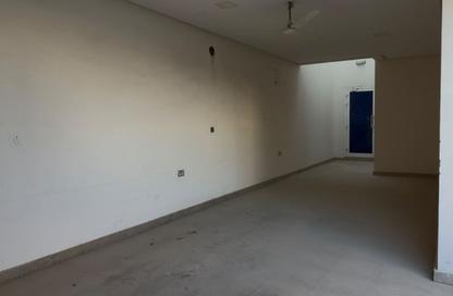Villa - 3 - 5 for sale in Malkiyah - Northern Governorate Villa - 3 - 5 for sale in Malkiyah - Northern Governorate
