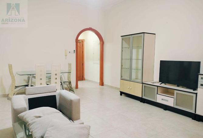 998920 - Property Image 2