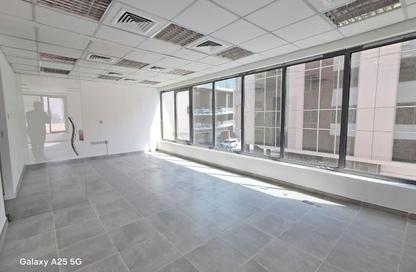 Office Space - 4 Bedrooms - 3 Bathrooms for rent in Seef - Capital Governorate