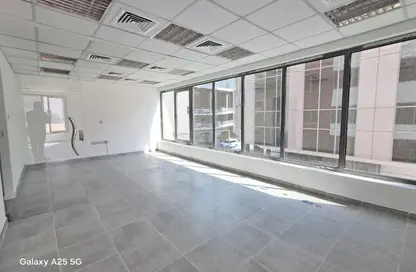 Office Space - 4 Bedrooms - 3 Bathrooms for rent in Seef - Capital Governorate