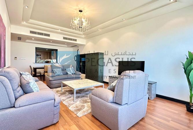 989369 - Property Image 2