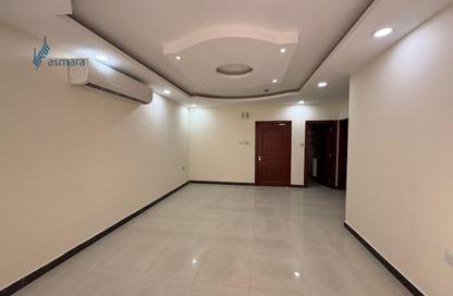 Apartment - 2 Bedrooms - 3 Bathrooms for rent in Hidd - Muharraq Governorate