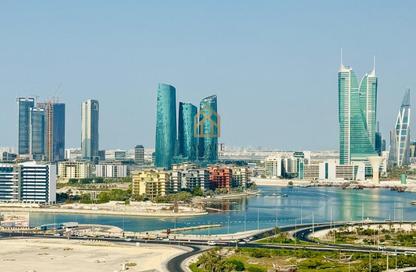 Apartment - 3 - 4 for rent in Sanabis - Manama - Capital Governorate