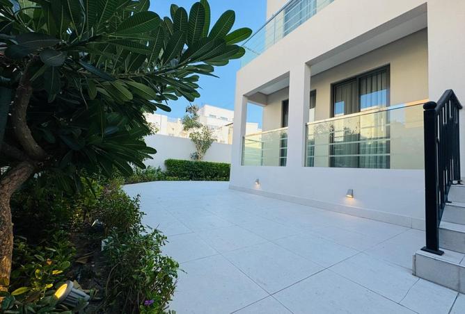 53823048 - Property Main Image