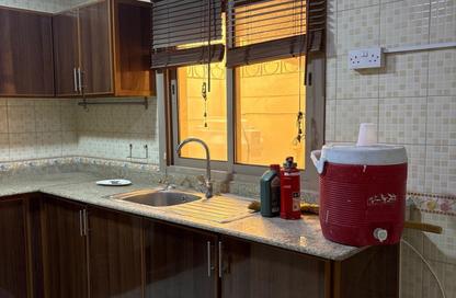 Villa - 4 - 5 for rent in Sanad - Central Governorate