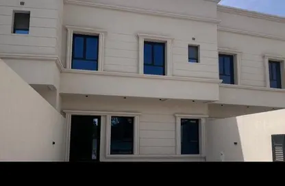 Villa - 4 Bedrooms - 5 Bathrooms for sale in Hamad Town - Northern Governorate