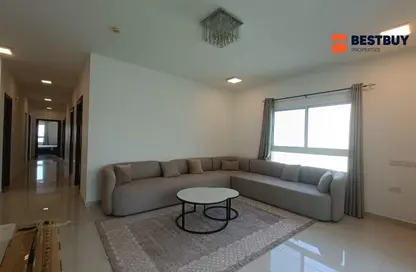 Apartment - 3 Bedrooms - 3 Bathrooms for rent in Hidd - Muharraq Governorate