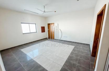 Staff Accommodation - Studio - 2 Bathrooms for rent in Tubli - Central Governorate
