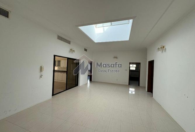 52727610 - Property Image 3