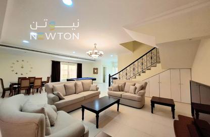Villa - 4 - 4 for rent in Saar - Northern Governorate