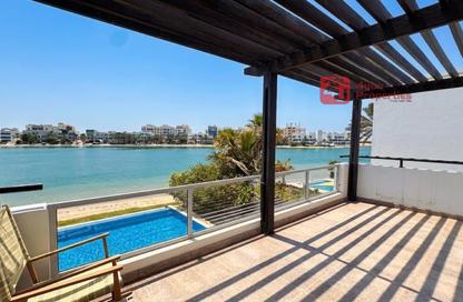 Villa - 4 Bedrooms - 5 Bathrooms for rent in Tala Island - Amwaj Islands - Muharraq Governorate