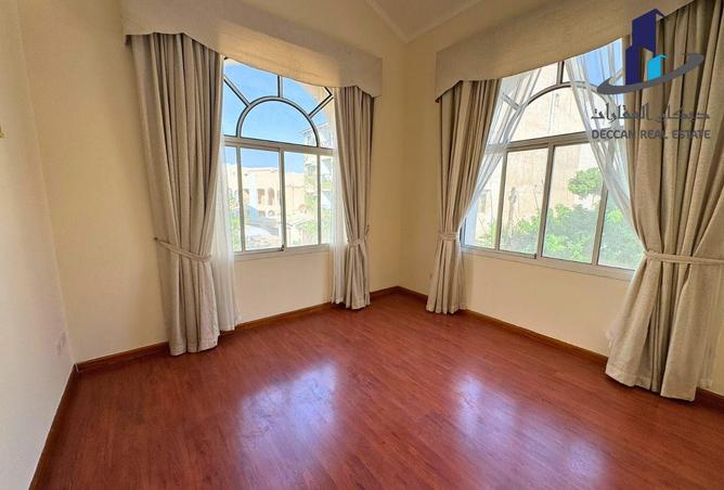 51746579 - Property Image 2