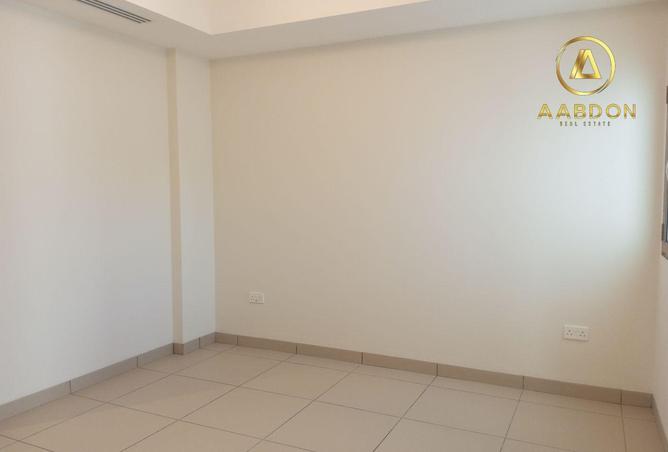 999708 - Property Image 2