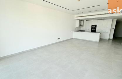 Apartment - 2 - 3 for rent in Reef Island - Capital Governorate