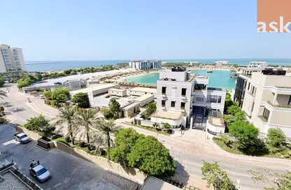 Apartment - 2 Bedrooms - 3 Bathrooms for rent in Reef Island - Capital Governorate Apartment - 2 Bedrooms - 3 Bathrooms for rent in Reef Island - Capital Governorate