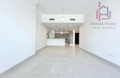 Apartment - 1 Bedroom - 2 Bathrooms for sale in Sanabis - Manama - Capital Governorate