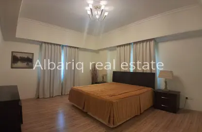 Apartment - 2 Bedrooms - 2 Bathrooms for rent in Busaiteen - Muharraq Governorate