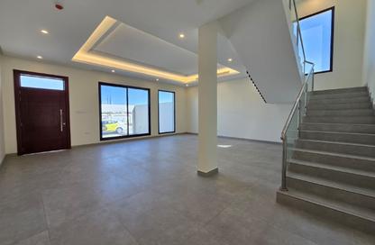Bulk Rent Unit - Studio - 5 Bathrooms for rent in Salmaniya - Manama - Capital Governorate