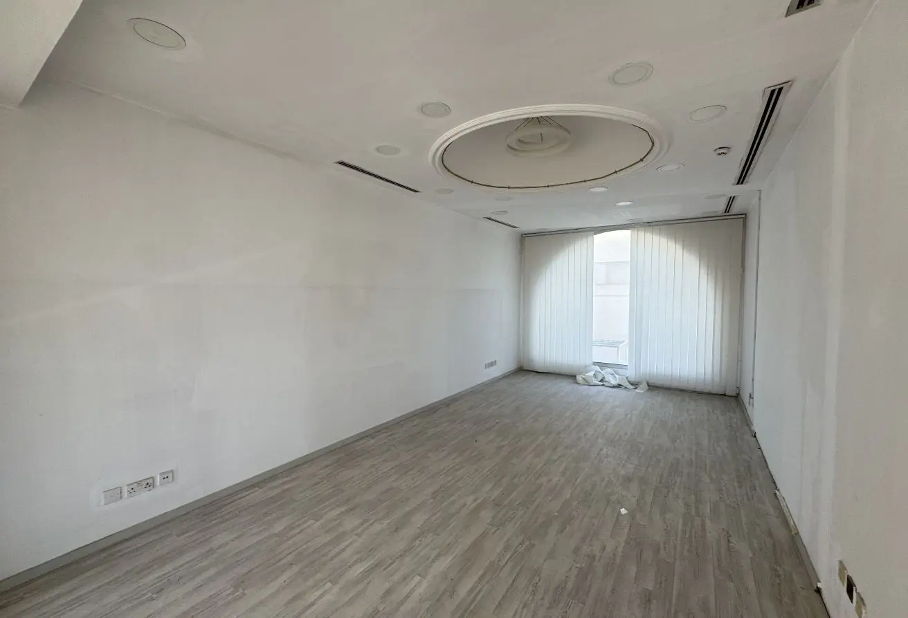 56391189 - Property Main Image