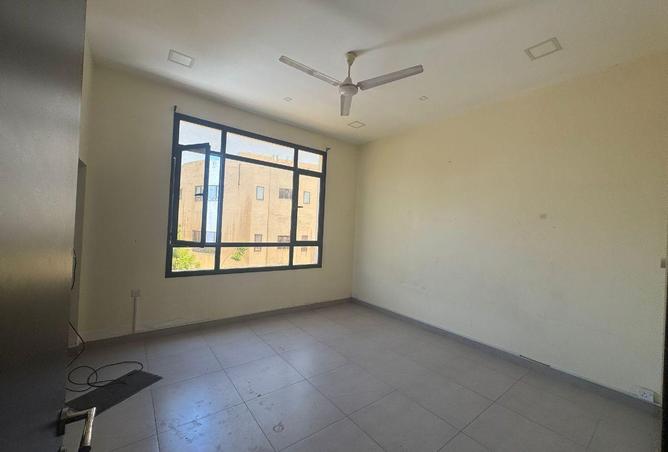 54123221 - Property Main Image