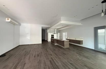 Apartment - 3 Bedrooms - 3 Bathrooms for rent in Tubli - Central Governorate