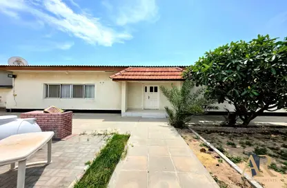 Villa - 4 Bedrooms - 4 Bathrooms for rent in Riffa Al Sharqi - Riffa - Southern Governorate