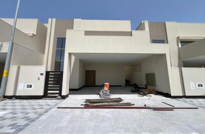 Villa - 3 Bedrooms - 5 Bathrooms for rent in Diyar Al Muharraq - Muharraq Governorate
