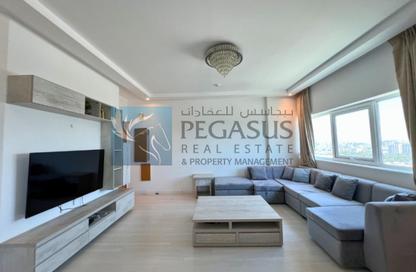 Apartment - 1 Bedroom - 2 Bathrooms for rent in Sanabis - Manama - Capital Governorate