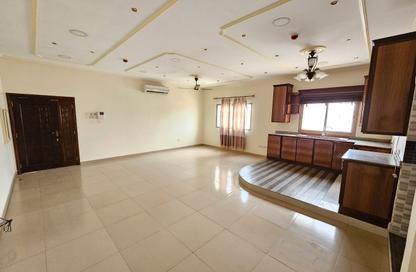 Apartment - 2 Bedrooms - 2 Bathrooms for rent in Saar - Northern Governorate Apartment - 2 Bedrooms - 2 Bathrooms for rent in Saar - Northern Governorate