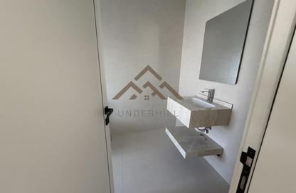 Compound - 3 - 4 for rent in Saar - Northern Governorate