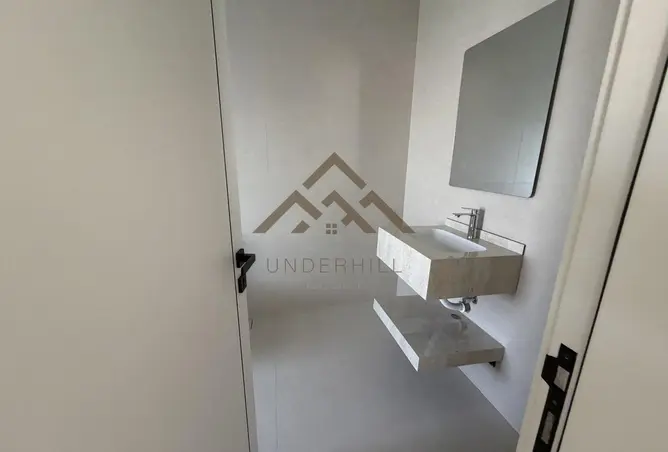 58303593 - Property Image 2