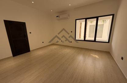 Compound - 3 - 4 for rent in Saar - Northern Governorate