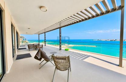 Apartment - 3 - 4 for rent in Marassi Al Bahrain - Diyar Al Muharraq - Muharraq Governorate