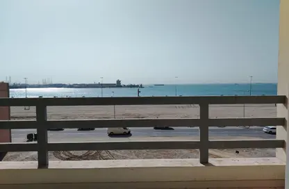 Apartment - 4 Bedrooms - 4 Bathrooms for rent in Hidd - Muharraq Governorate