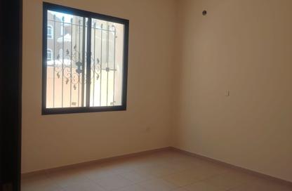 Apartment - 2 Bedrooms - 2 Bathrooms for rent in Janabiya - Northern Governorate