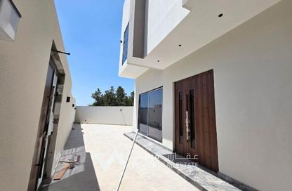 Villa - 5 Bedrooms - 7 Bathrooms for sale in Saar - Northern Governorate