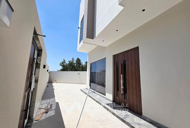 52462748 - Property Image 2