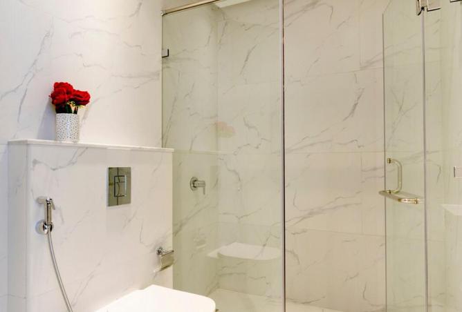 987677 - Property Image 3