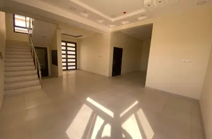 Villa - 3 Bedrooms - 5 Bathrooms for rent in Sanad - Central Governorate