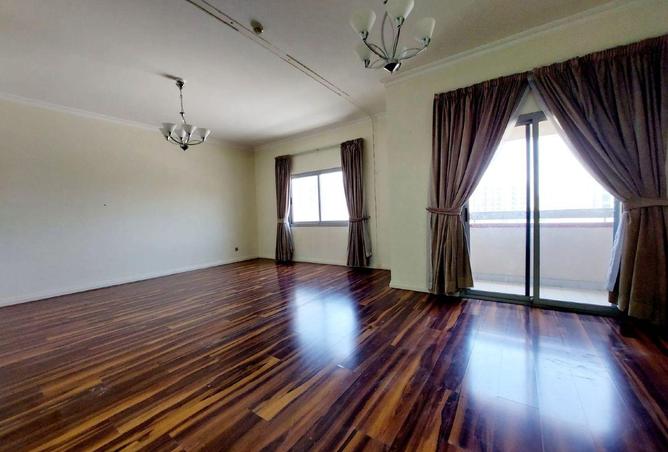 52195336 - Property Image 2