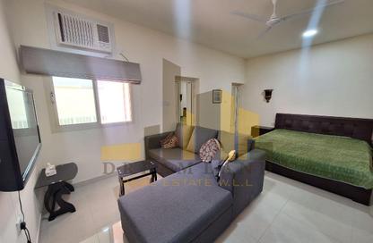 Apartment - Studio - 1 Bathroom for rent in Isa Town - Central Governorate