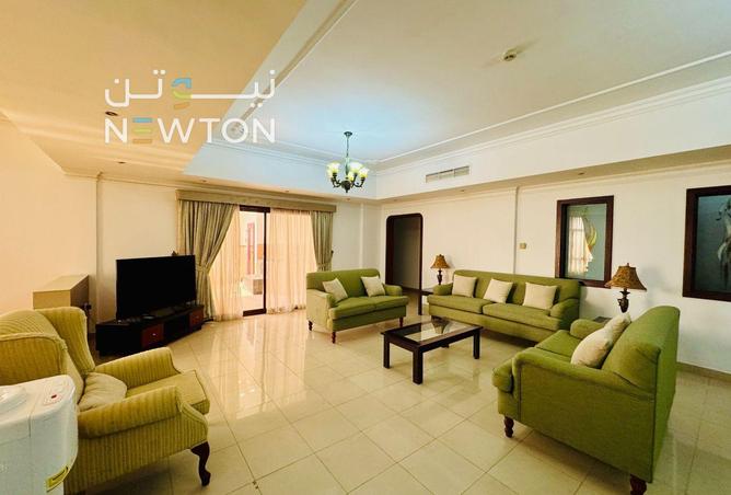 994802 - Property Image 2