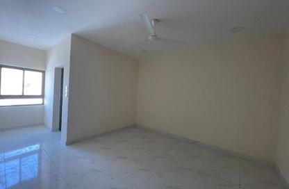 Apartment - 3 Bedrooms - 3 Bathrooms for rent in Jid Ali - Central Governorate