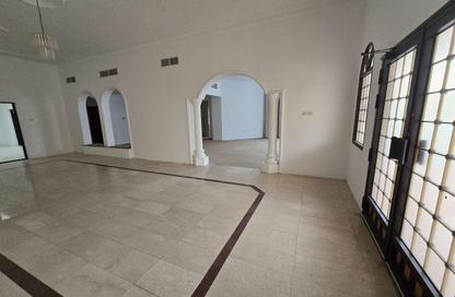 Villa - 4 Bedrooms - 4 Bathrooms for rent in Budaiya - Northern Governorate